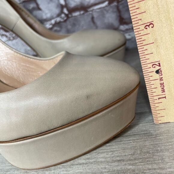 Casadei Cream Tan Patent Leather Platform Heels - Picture 5 of 15